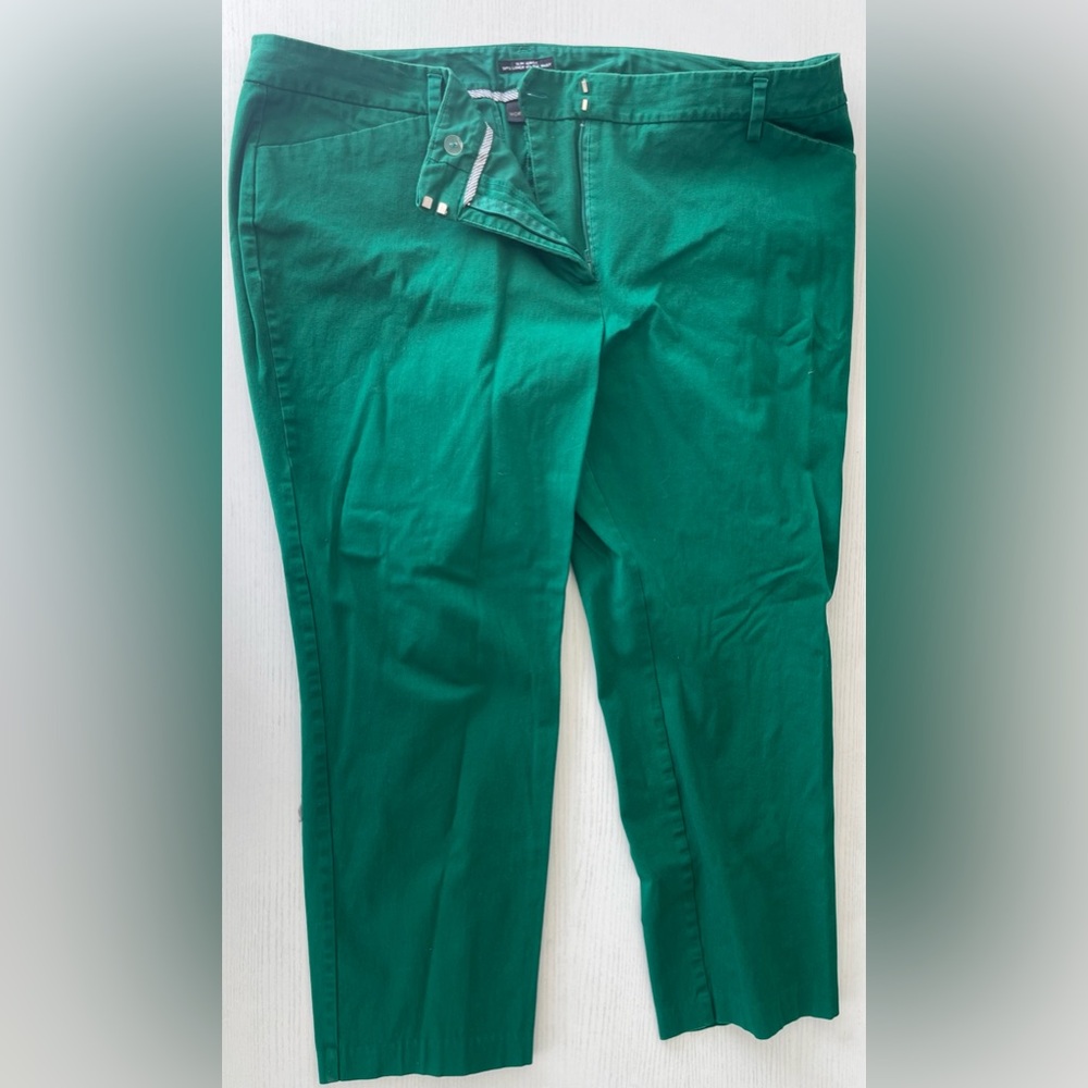Worthington ankle pants for a sleek.They are cut for a slim-fit in a mid-rise.